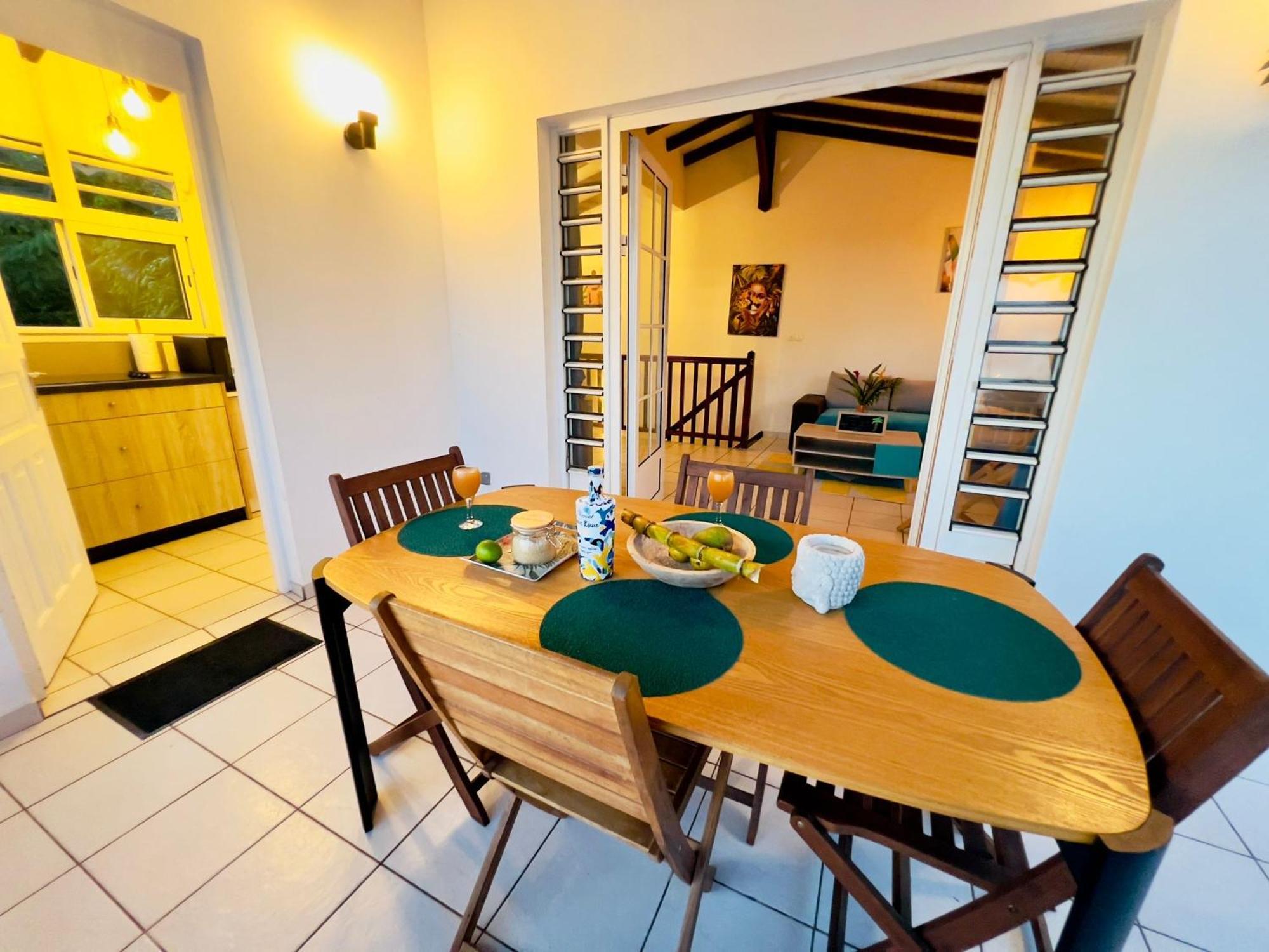 Villa Iguana, Duplex Paisible, Vue Magnifique Mer Et Rocher Du Diamant, Piscine サント・リュス エクステリア 写真